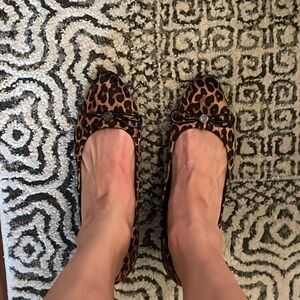 Bandolino Satin wedge pumps